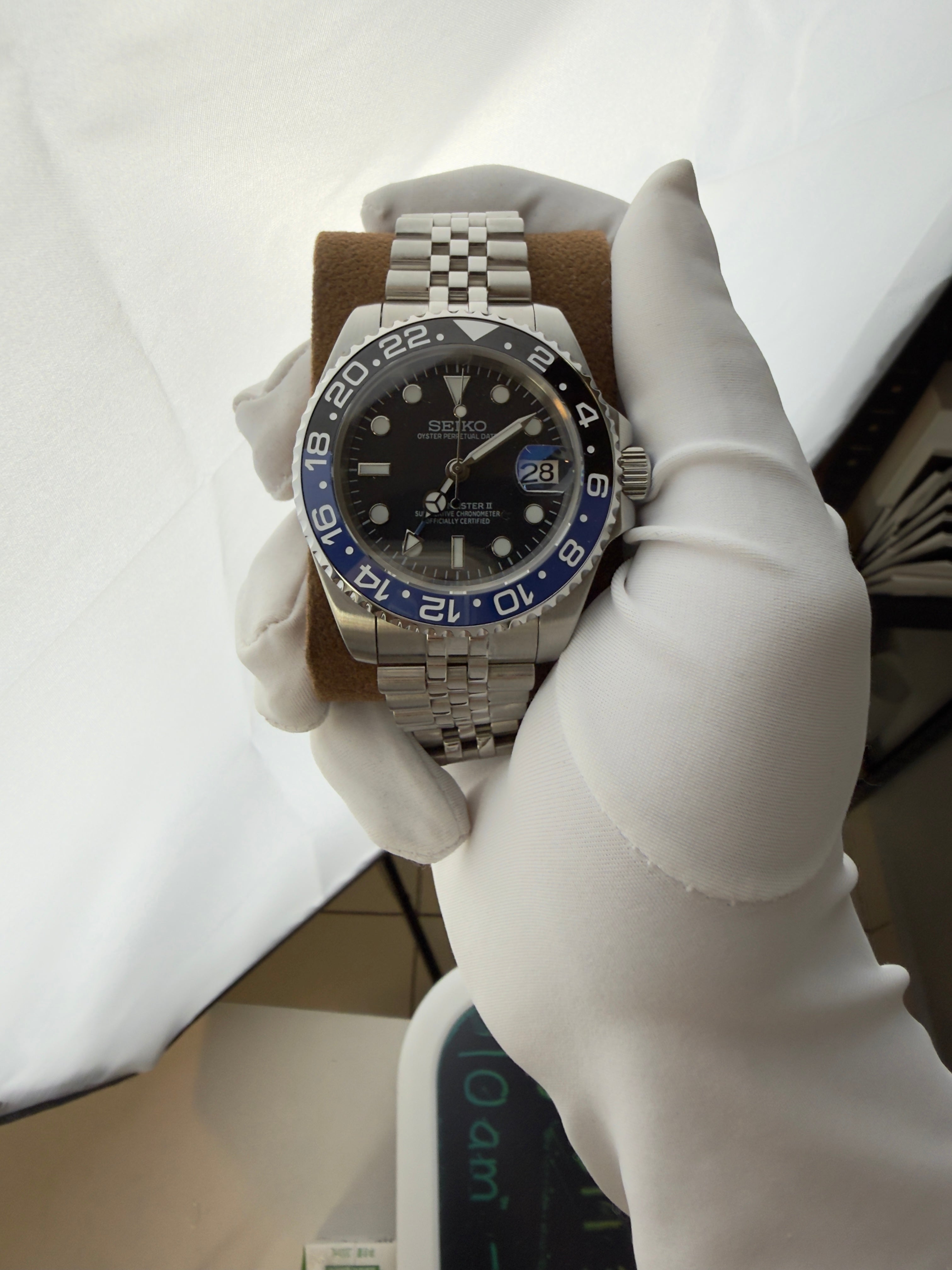 SEIKO MOD GMT MASTER BATMAN