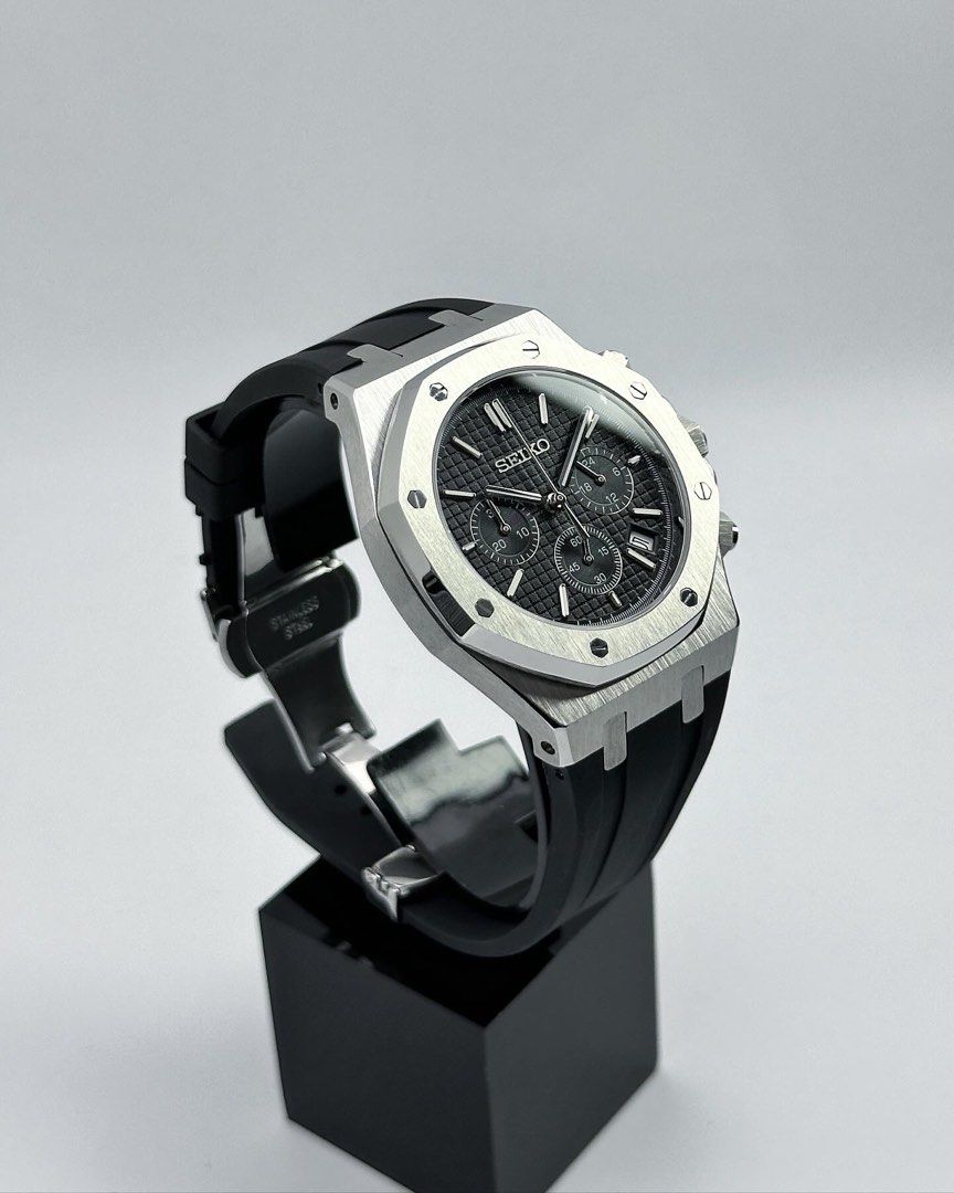 SEIKO MOD ROYAL OAK BLACK DIAL (RUBBER STRAP)
